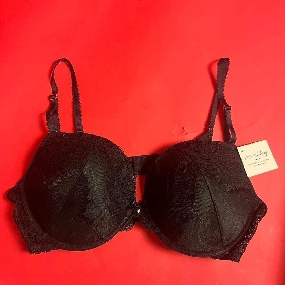 Black lace bra 🖤🖤